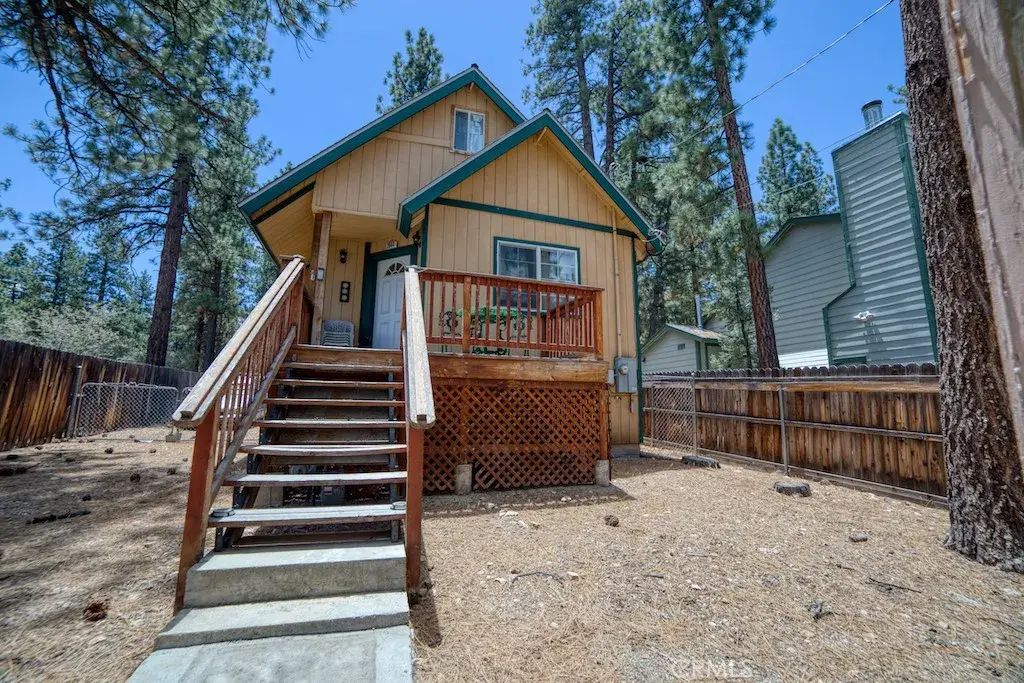 2044 Shady, Big Bear City