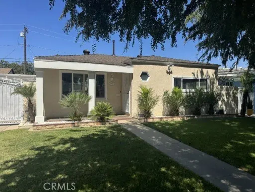 3759 Ocana Avenue, Long Beach