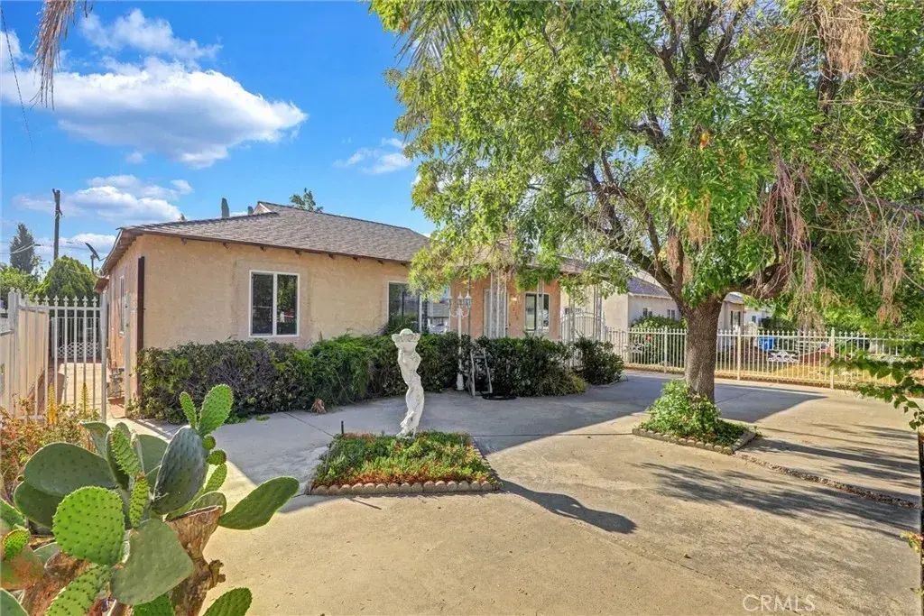 8036 Radford, North Hollywood