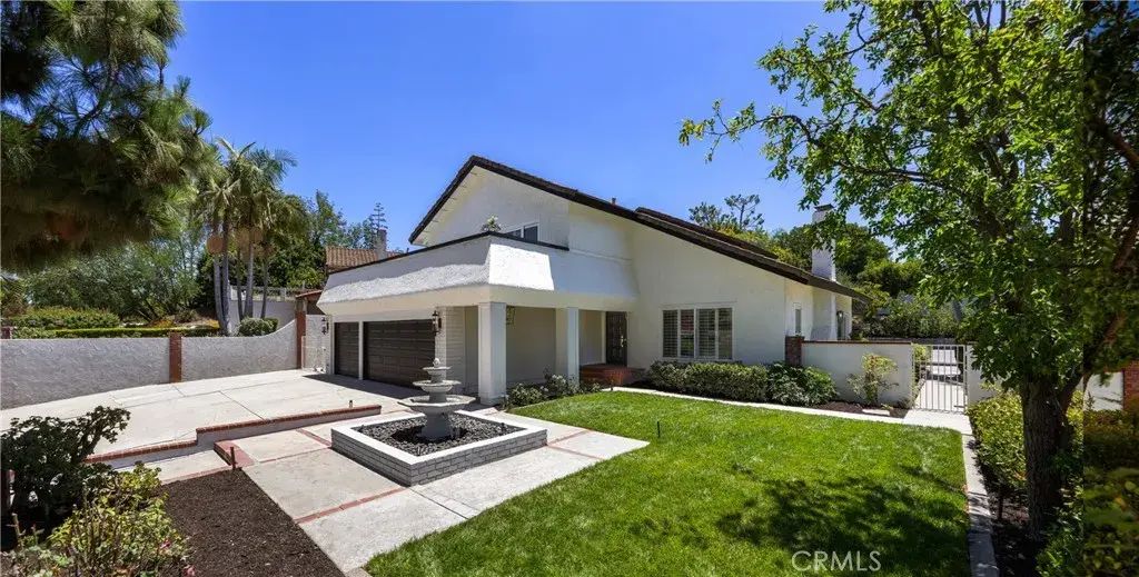 15676 Olive Branch, La Mirada