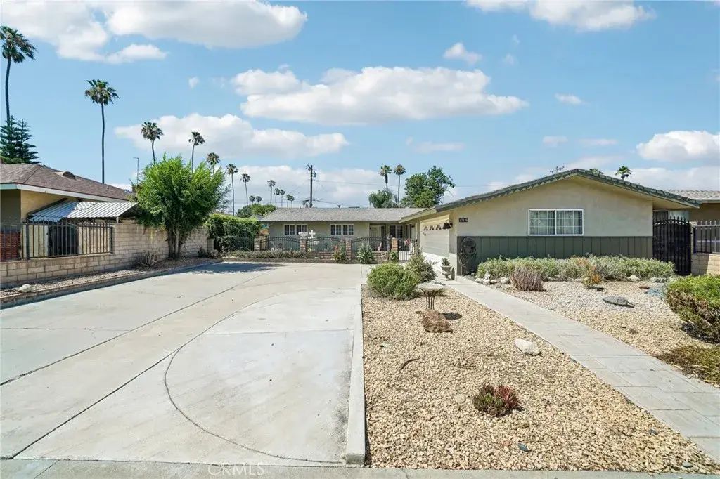 17316 Hawthorne Avenue, Fontana