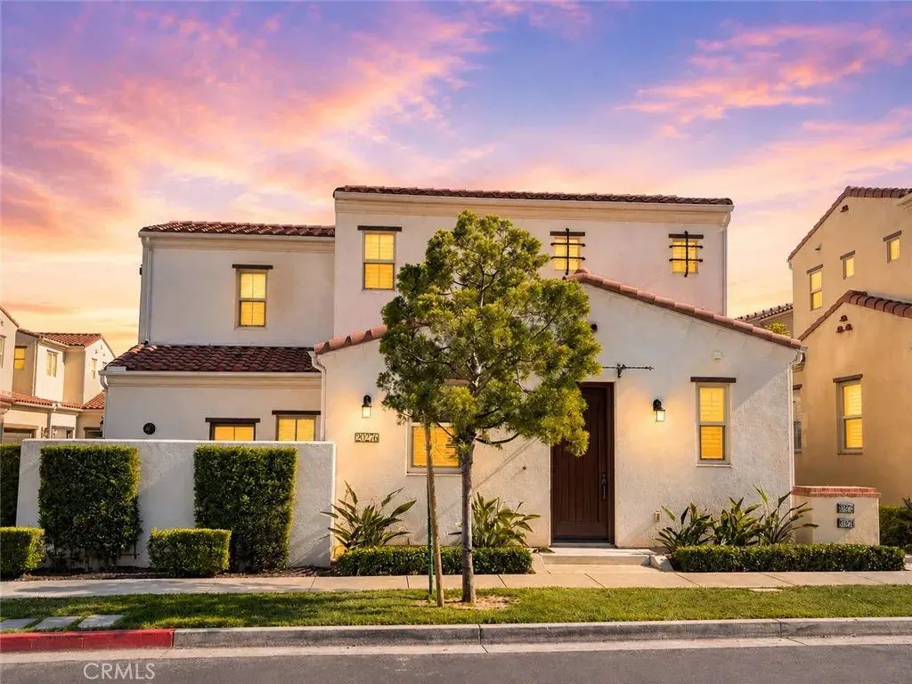 20276 Pienza, Porter Ranch