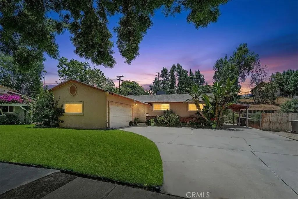 3818 N Ogden Way, Riverside
