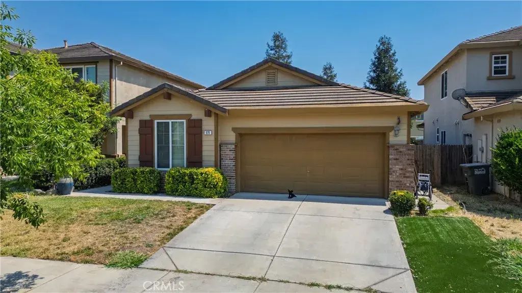 678 Chandon, Merced
