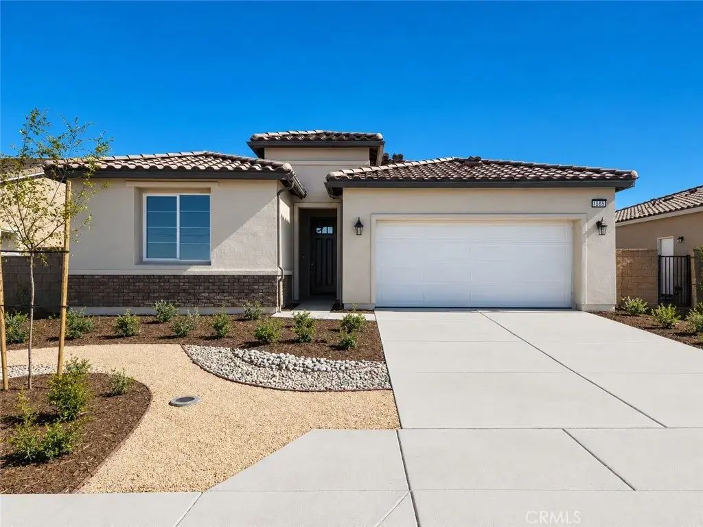 11751 Brookmoor Street, Victorville