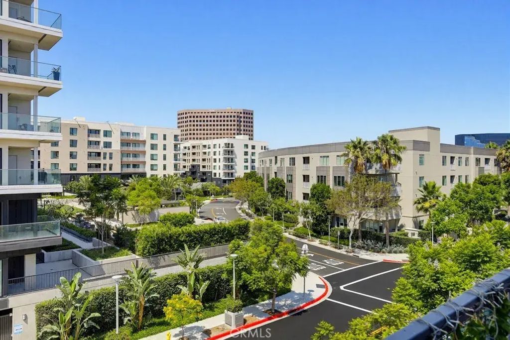 108 Tribeca, Irvine