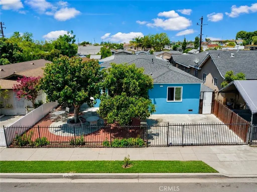 8617 Ivy Street, Los Angeles