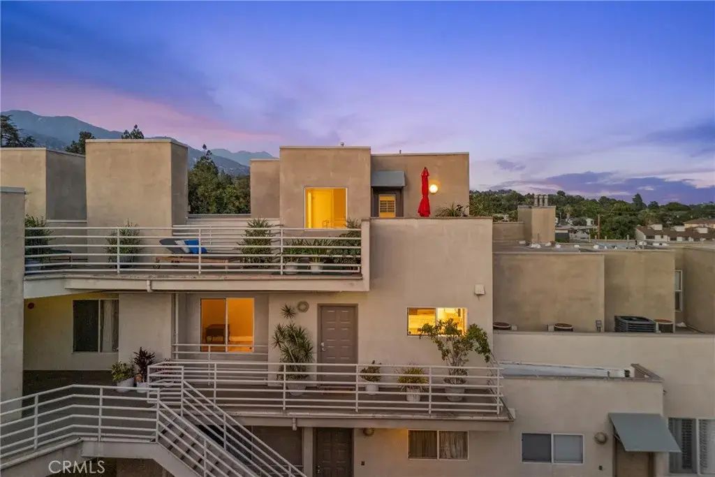 2905 Montrose Avenue 610, La Crescenta