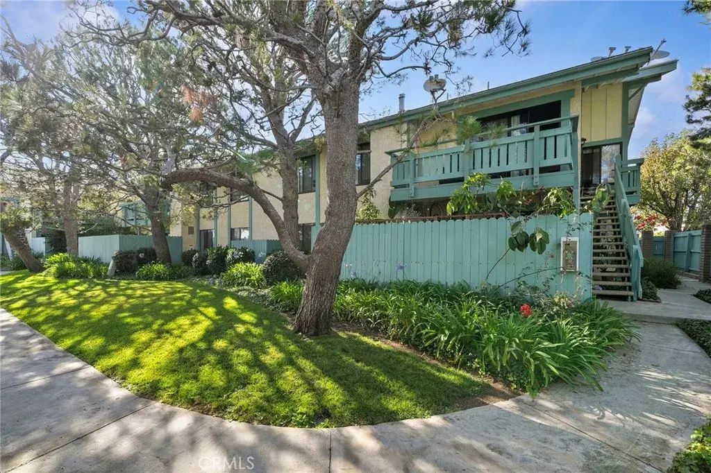 20405 S Vermont, Torrance