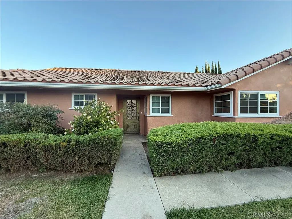 18334 San Jose, Porter Ranch