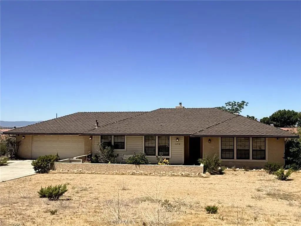 16978 Tokata, Apple Valley
