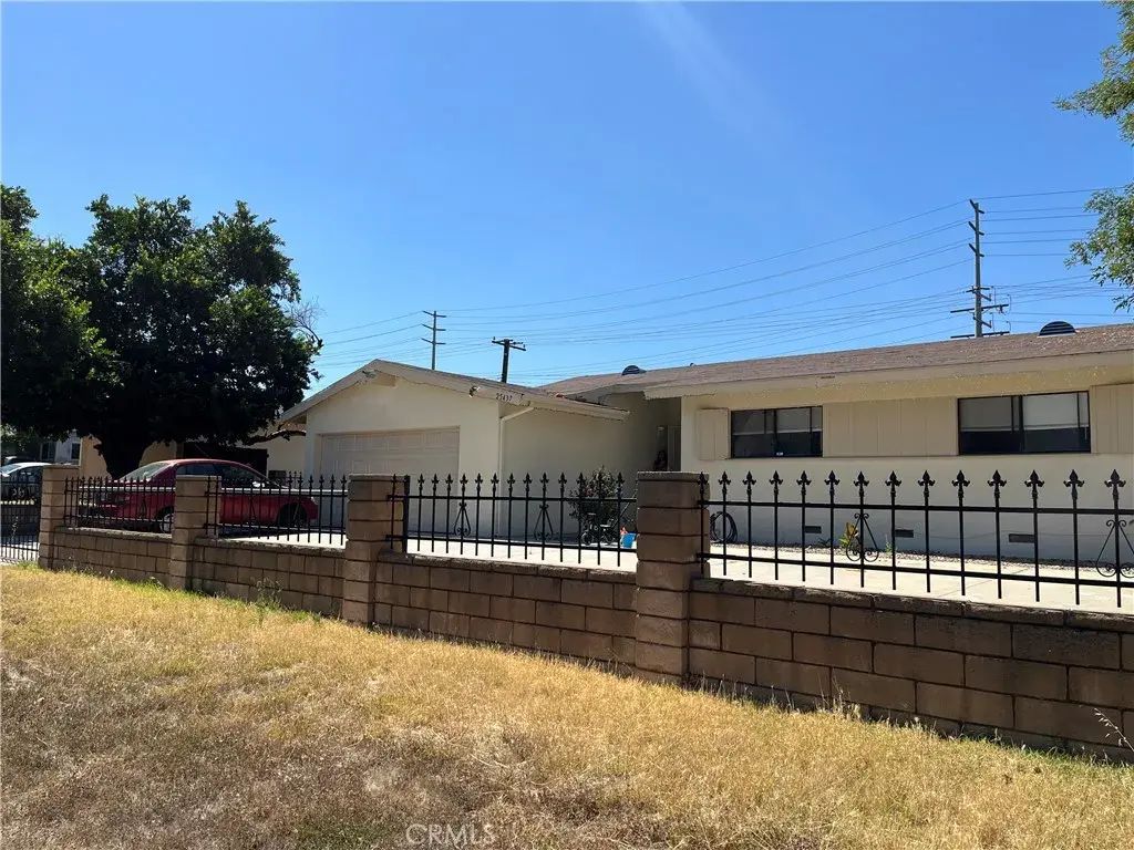 25437 Edgemont, San Bernardino