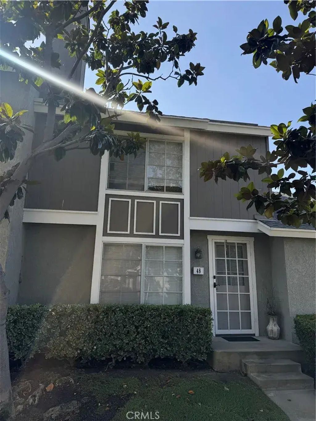 48 Eagle, Irvine