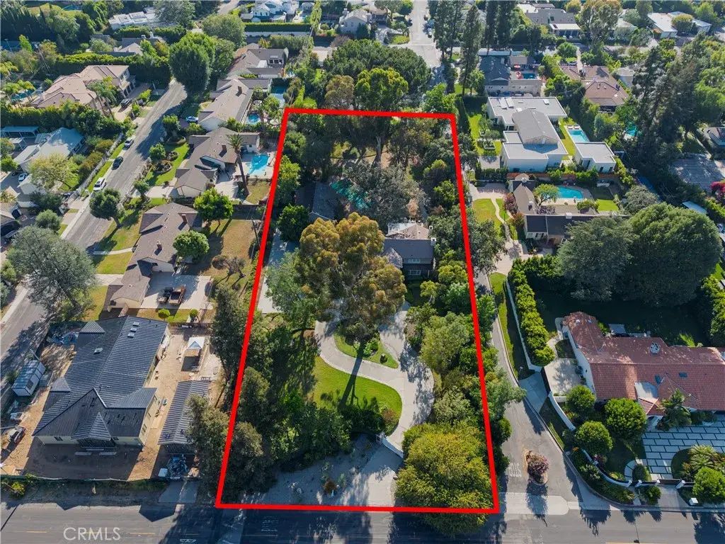 5255 Amestoy, Encino