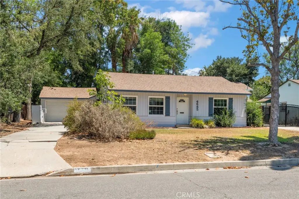 4685 Linwood Place, Riverside