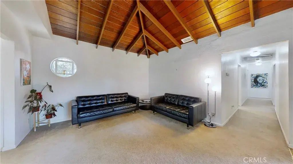 475 S Barrett Road A, Yuba City