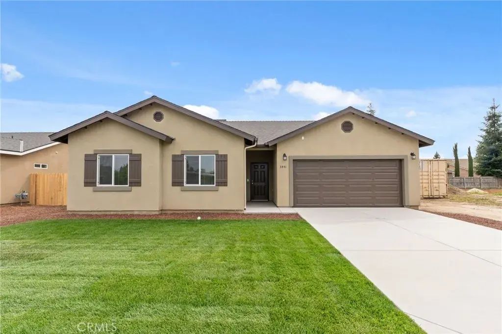 3441 E Douglas Avenue, Visalia
