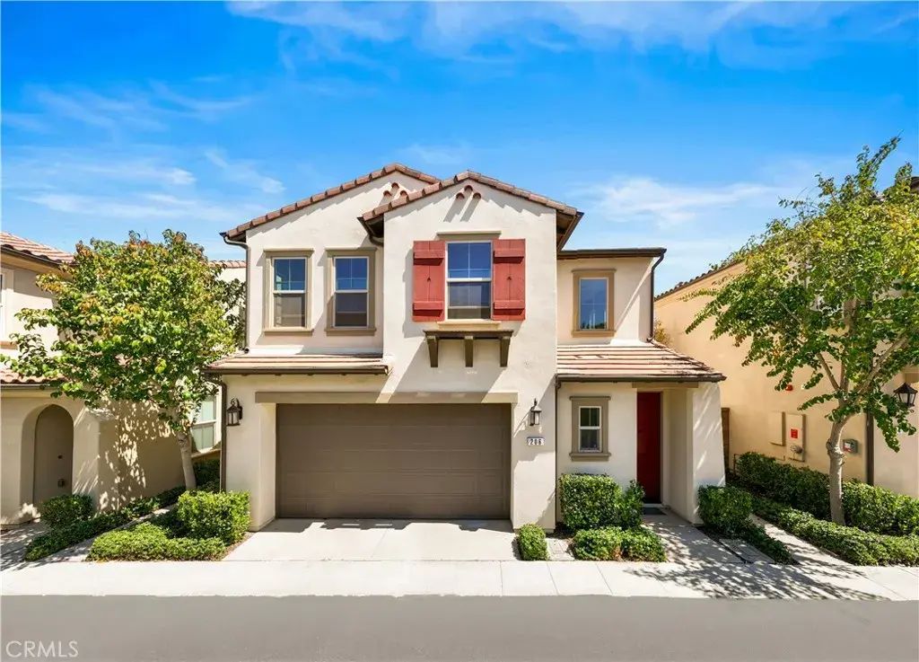 206 Bright Poppy, Irvine