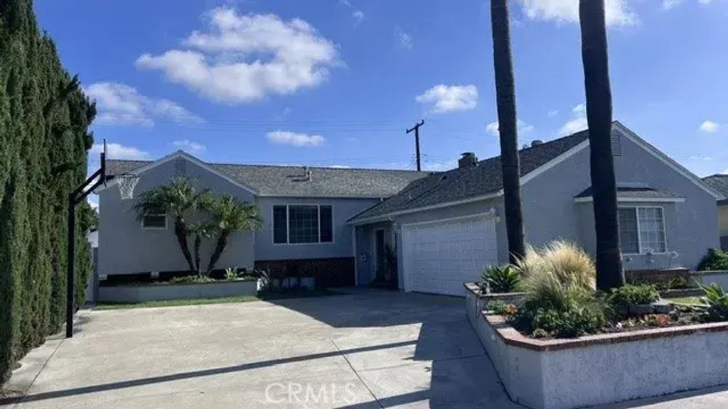 2253 E Belmont, Anaheim