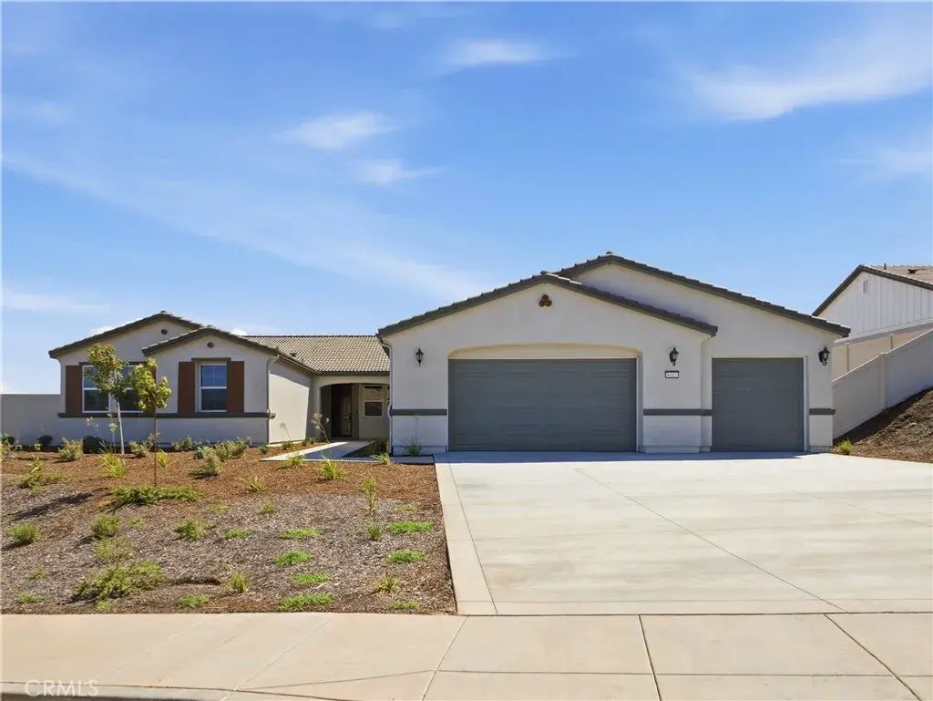 6112 Saddlehorn Lane, Jurupa Valley