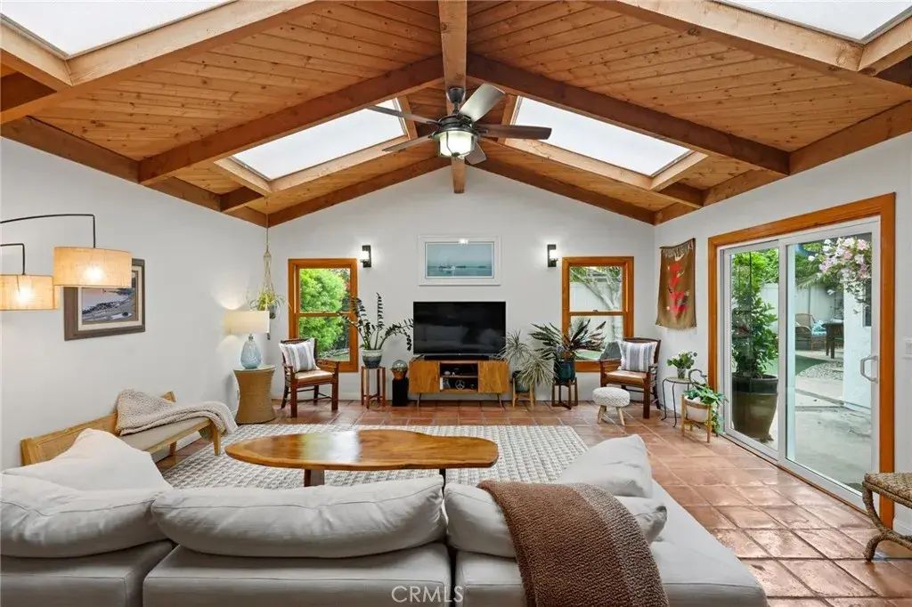 1140 Cadiz Court, Oxnard
