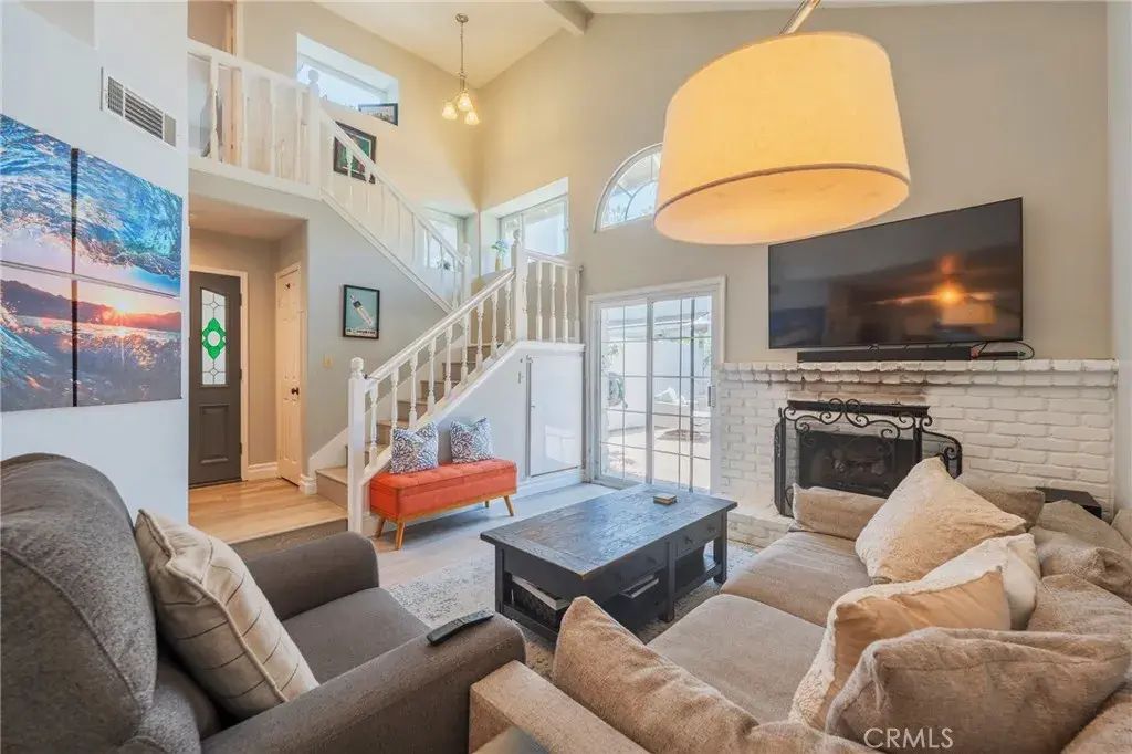 2687 Orange C, Costa Mesa