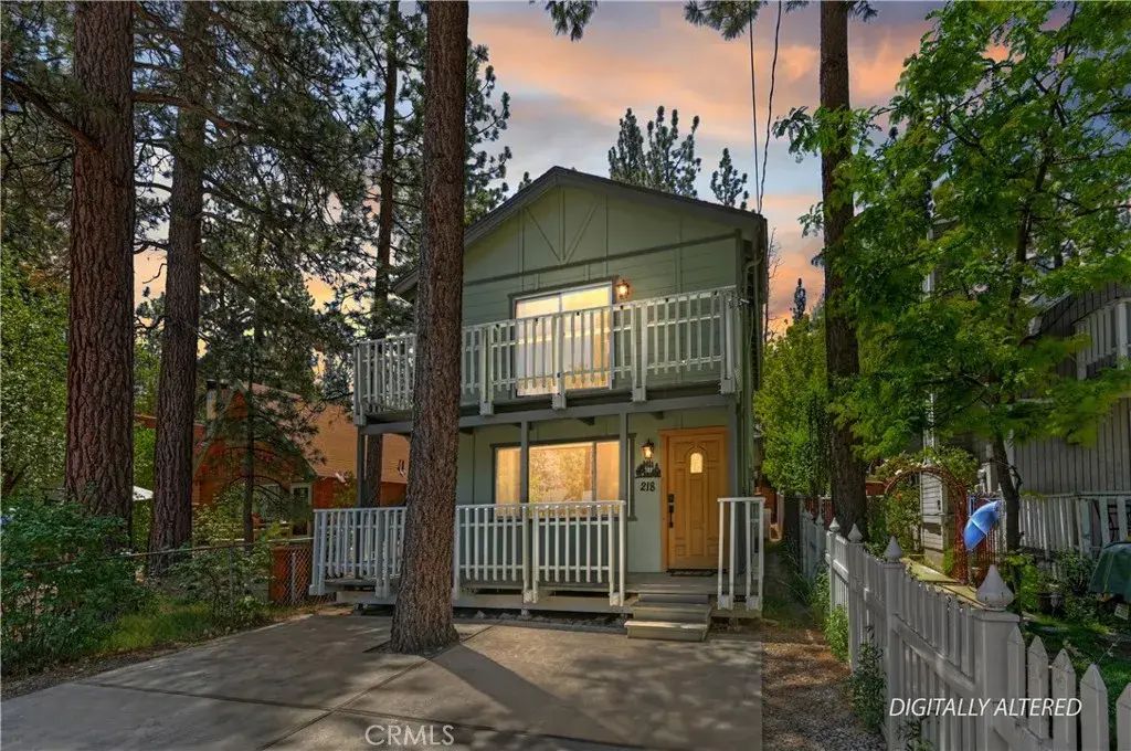 218 E Barker Boulevard, Big Bear City