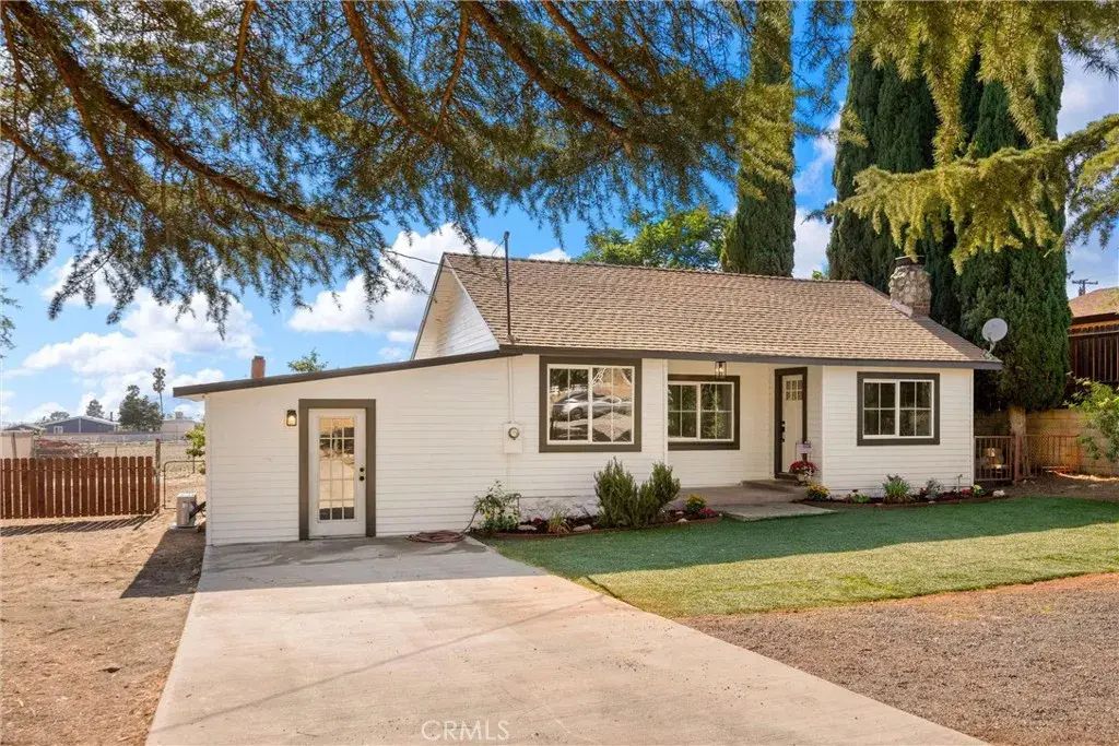 10269 Live Oak Avenue, Cherry Valley