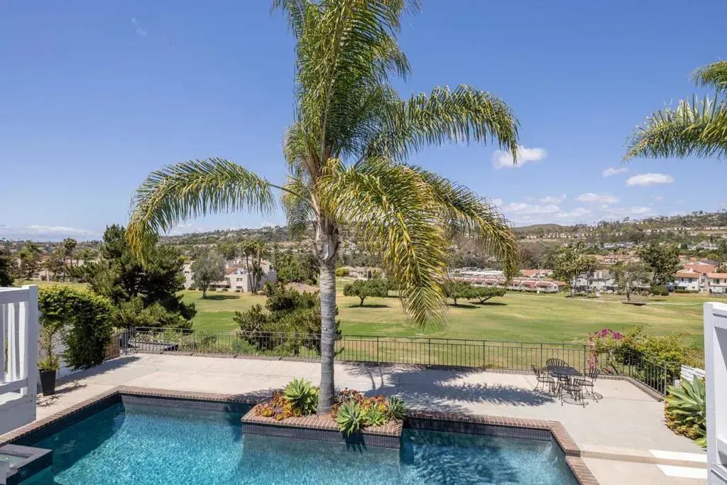 2738 La Costa Avenue, Carlsbad