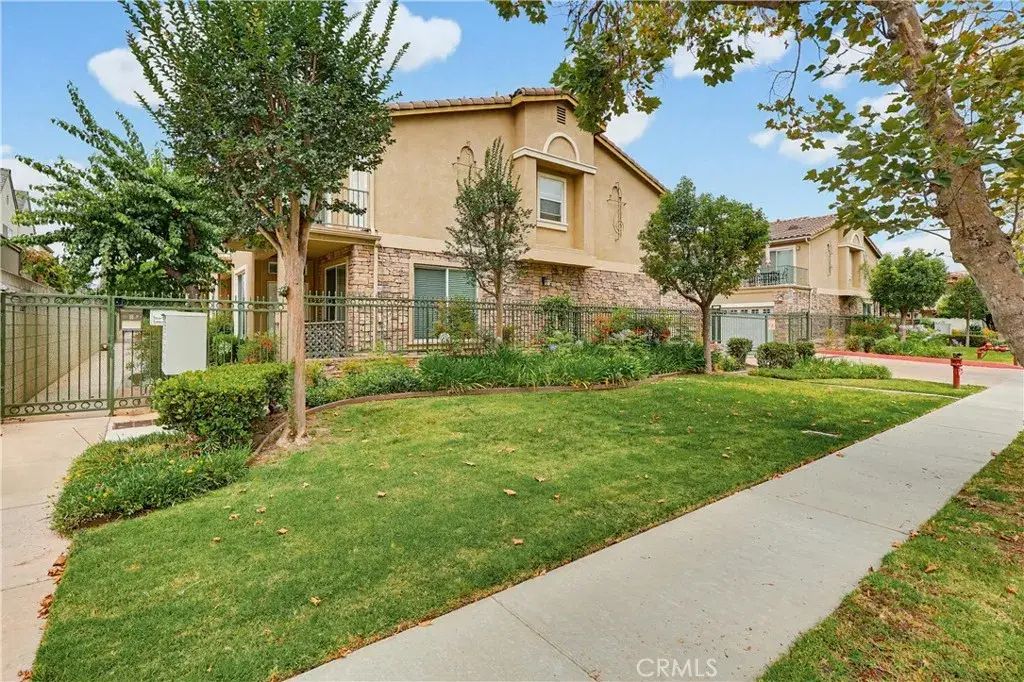20809 Seine 4, Lakewood