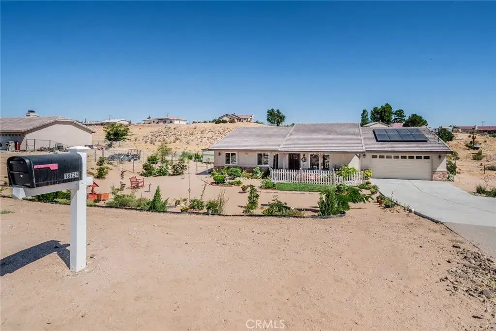 18736 Wisteria, Hesperia