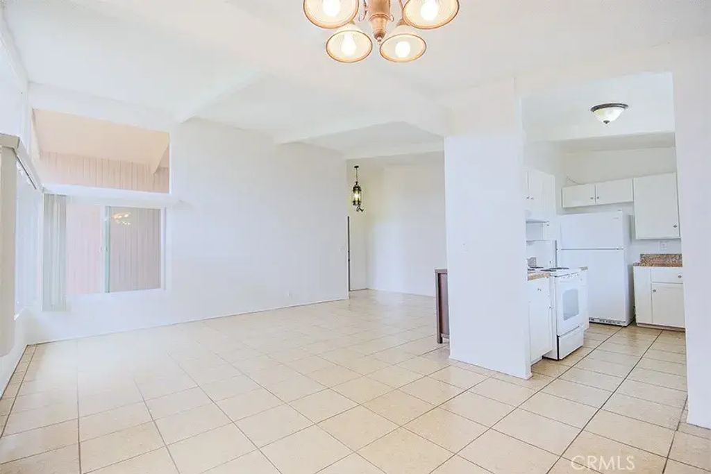 5542 Fernhill Circle C, Huntington Beach