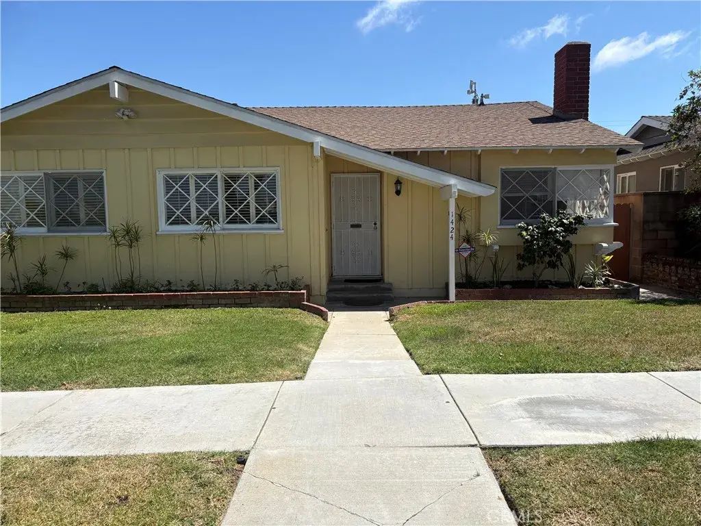 1424 W 170th Street, Gardena
