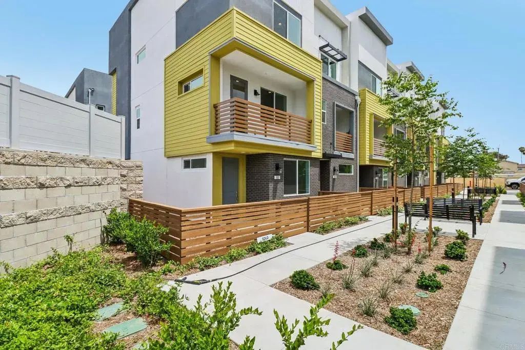 551 Sandstone Court, El Cajon