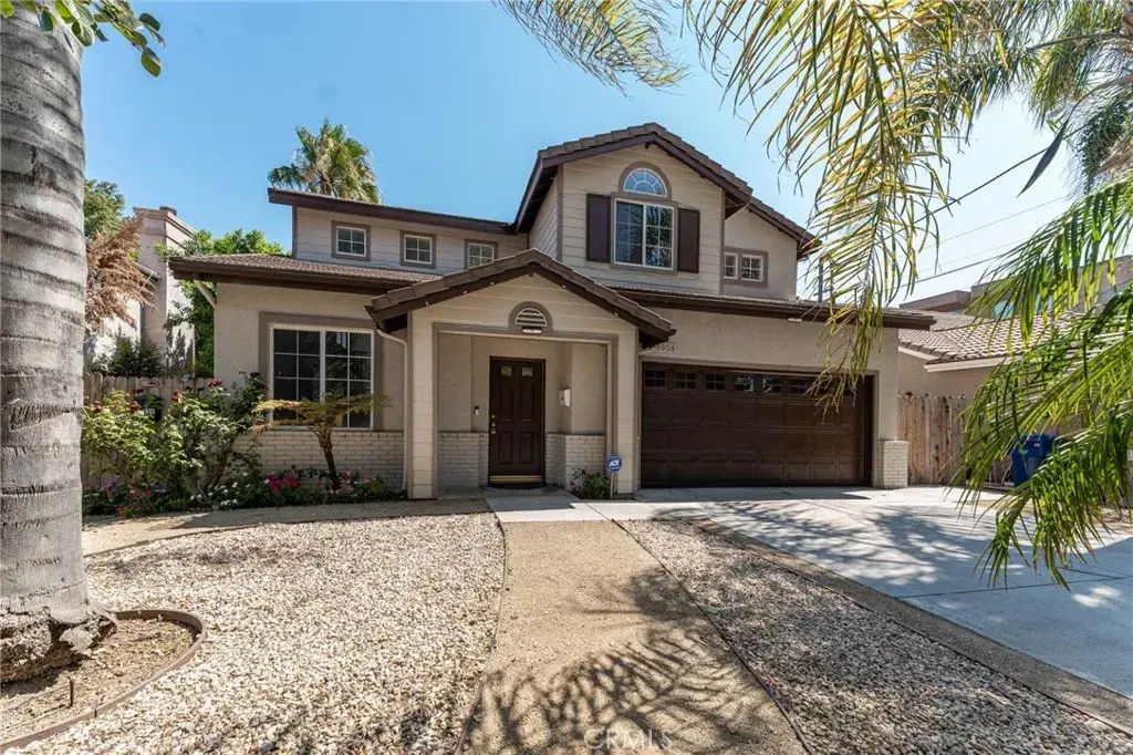 18808 Lull Street, Reseda