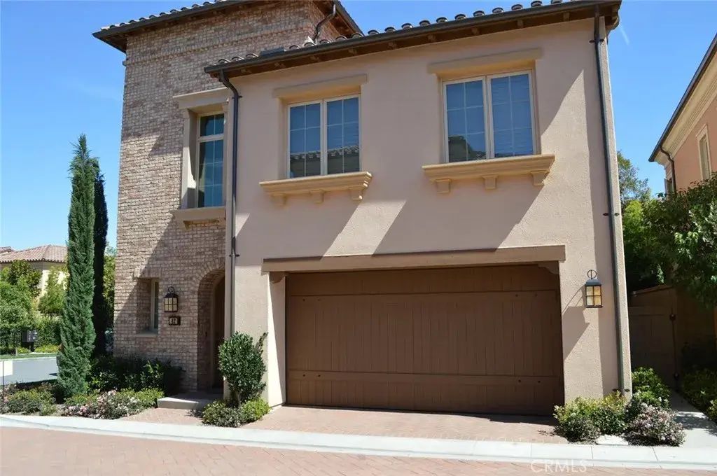 42 Bianco, Irvine