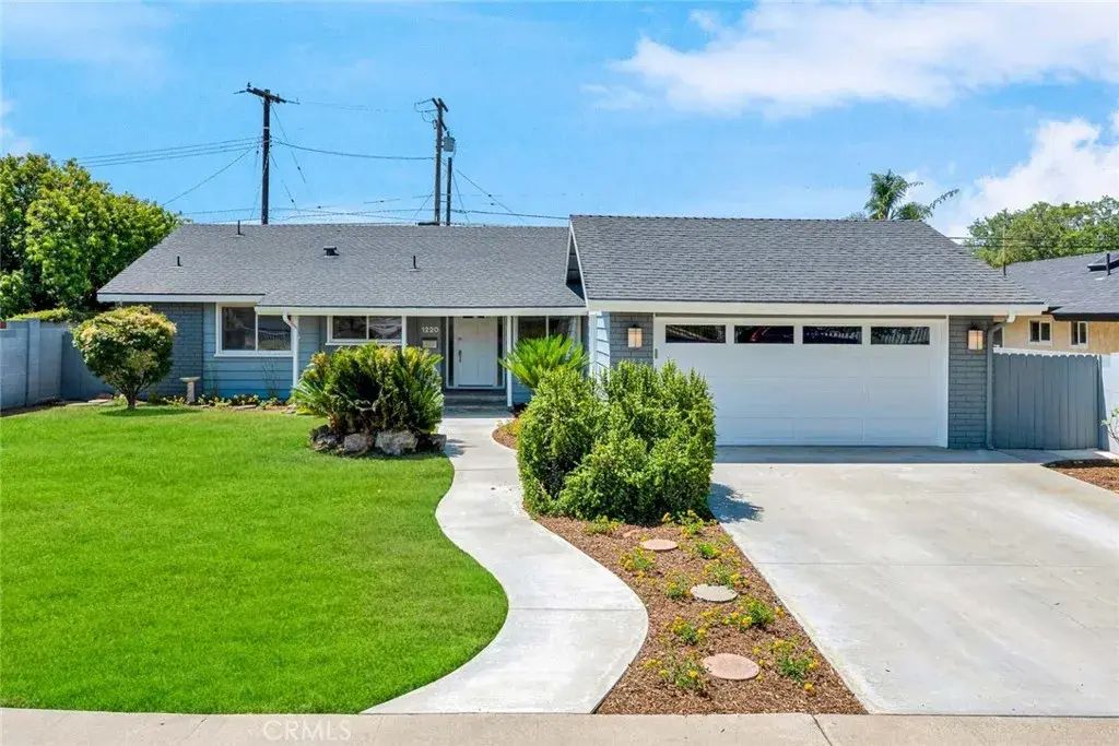 1220 E Adams Avenue, Orange
