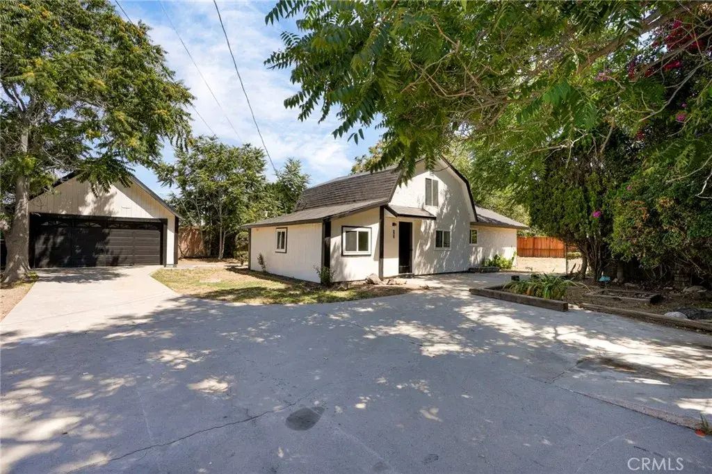 15725 Drell Street, Sylmar
