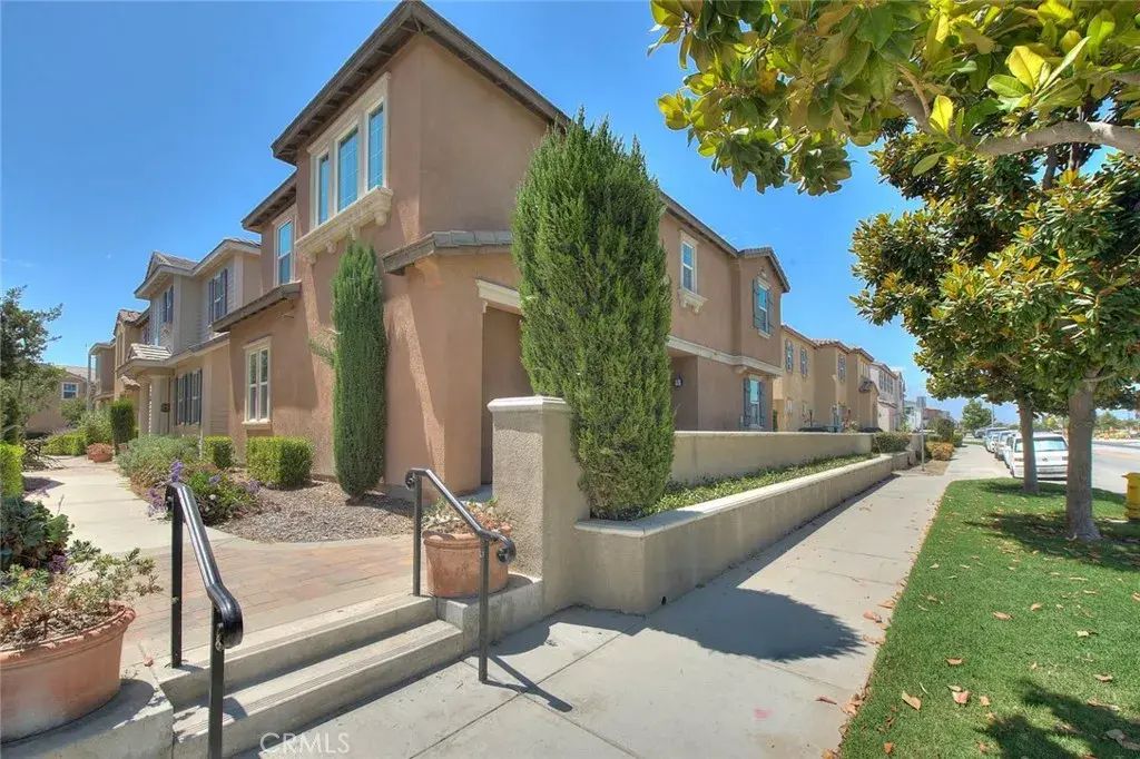 6130 Snapdragon, Eastvale