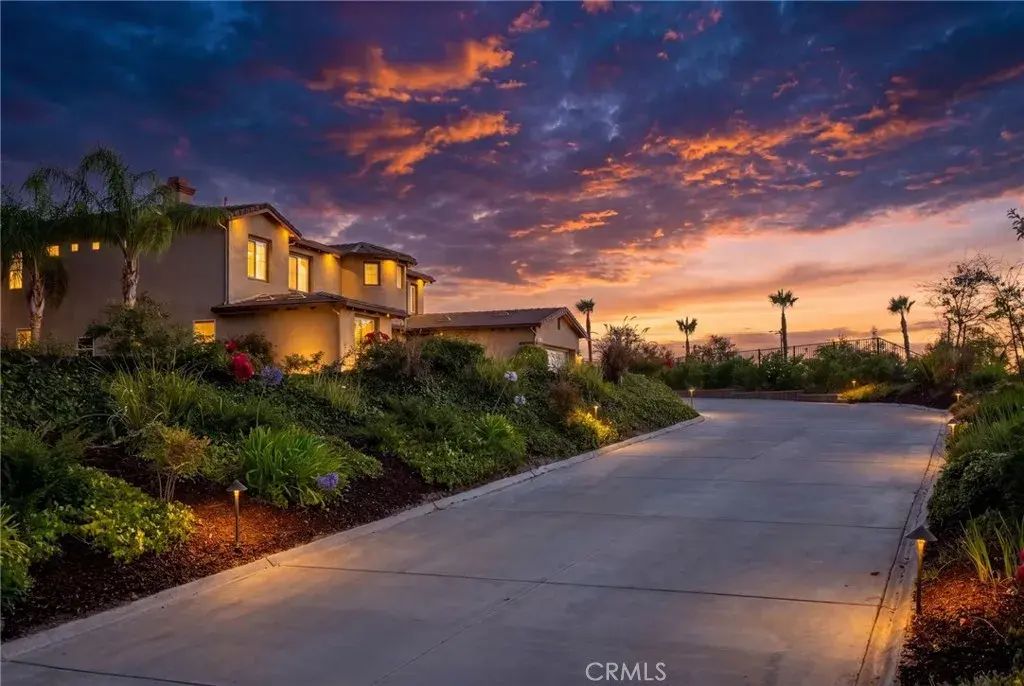 1268 Las Ventanas, Riverside