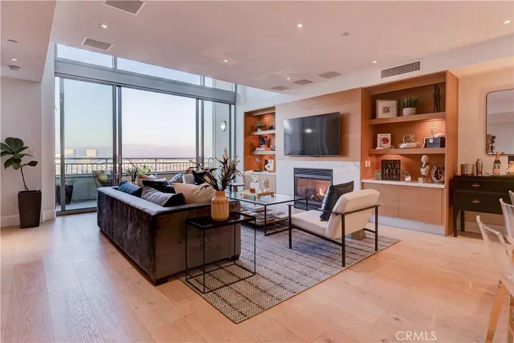 8153 Scholarship, Irvine