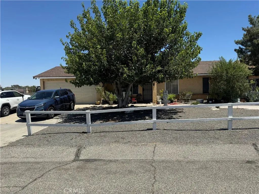 40044 Ridgemist St, Palmdale