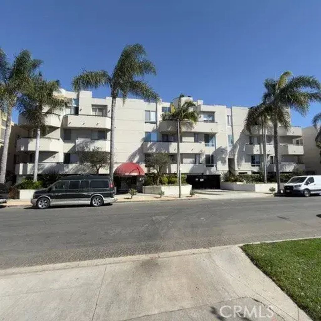 1240 S Corning 108, Los Angeles