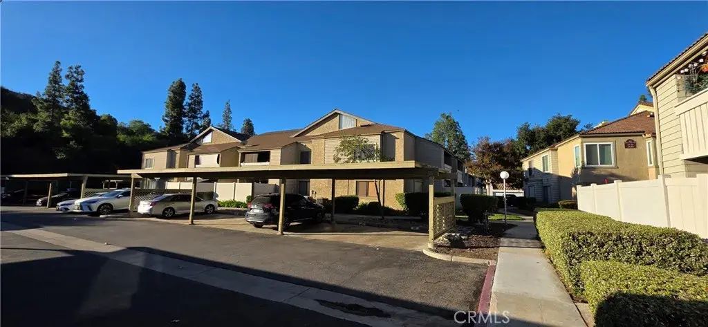 4 Country Mile Road, Phillips Ranch