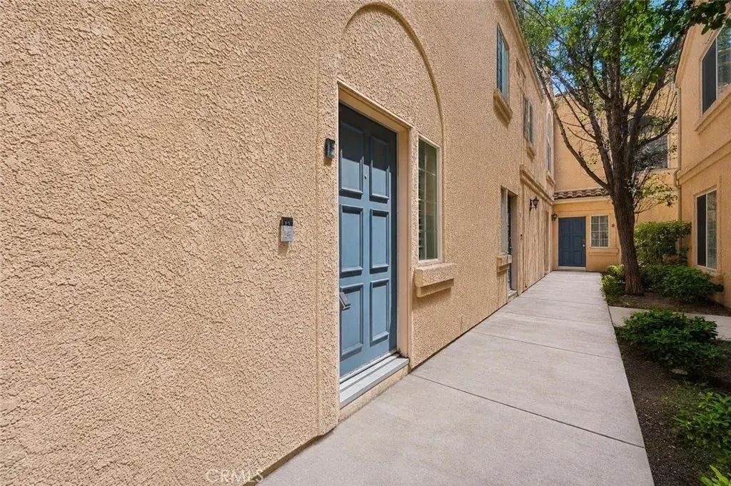 25238 Steinbeck Avenue E, Stevenson Ranch