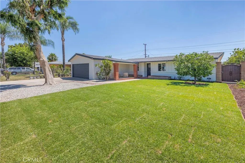 5623 Montgomery, Riverside