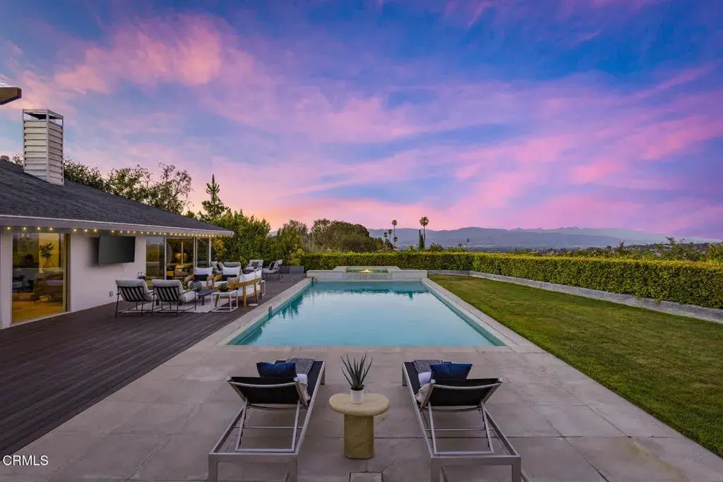 3446 Caribeth Drive, Encino