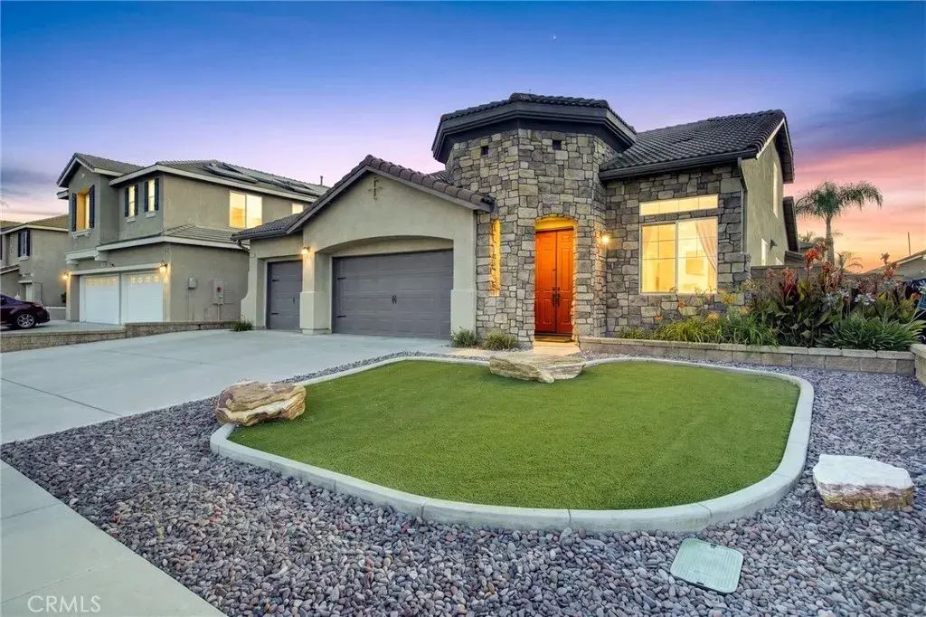 6839 Waterlily Court, Eastvale