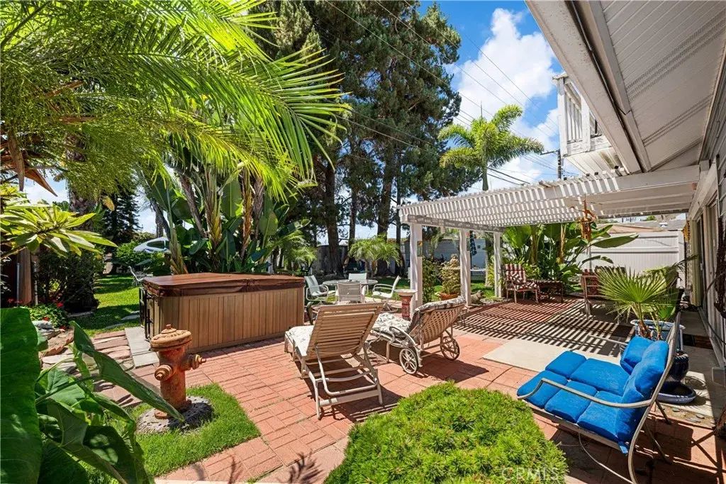 14831 Domart, Norwalk