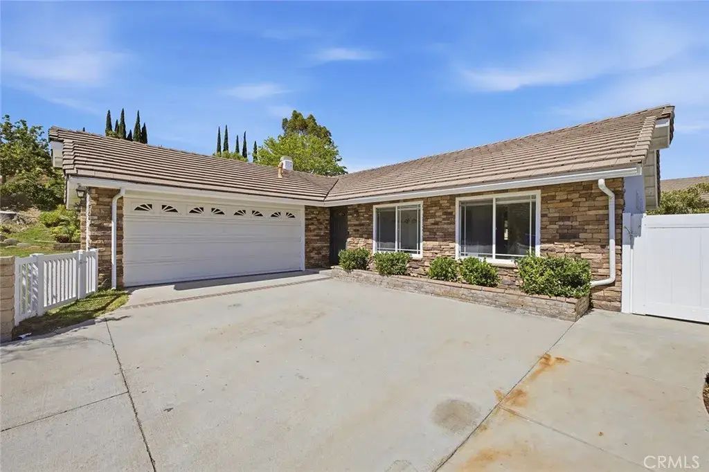 28354 Mount Stephen, Canyon Country